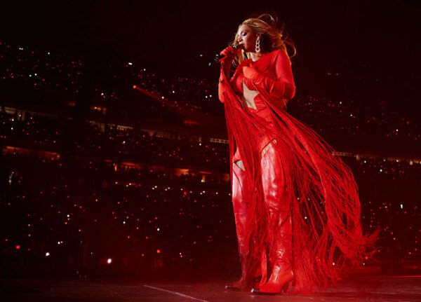 Beyoncé Kicks Off Cowboy Carter Tour in Houston with a Poignant Message and Spectacular Performance