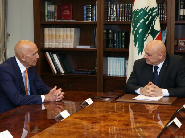 US Diplomat Thomas Barrack Meets Lebanese President Joseph Aoun to Discuss Hezbollah Disarmament Proposal