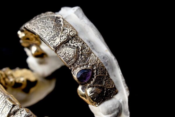 Exploring Hip-Hop Jewelry with ‘Masahiro LaMarsh: Anticlastic’ at the Dallas Contemporary