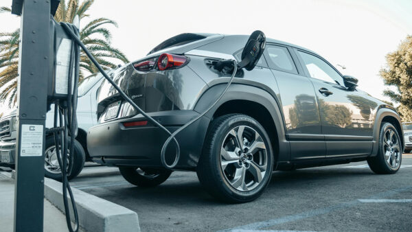 New Tool Enables Utah Drivers to Compare Costs and Emissions of EVs and Gas Vehicles