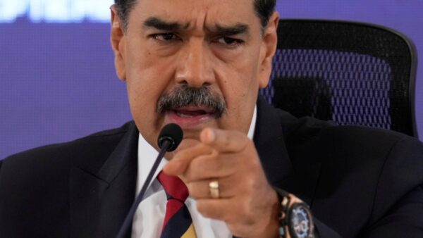 Maduro Accuses US of Military Threats, Vows Armed Resistance