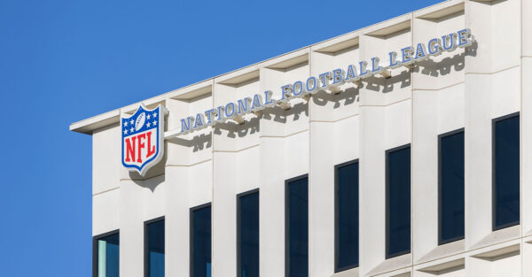 The Growing Divide Between NFL Billionaires and Fans as the 2025 Season Begins