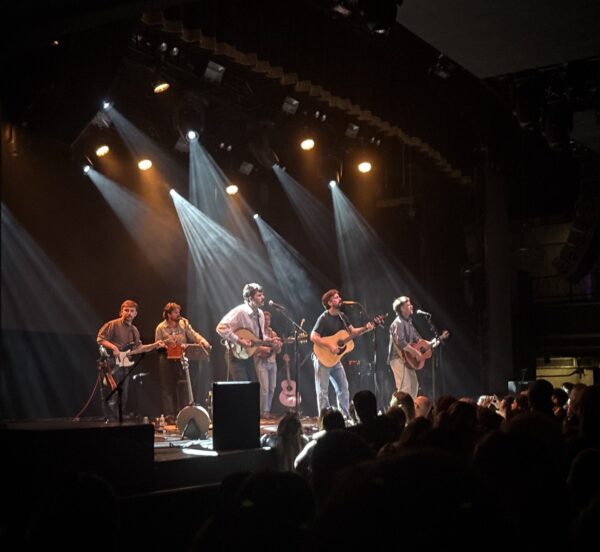 Irish Folk Trio Amble Delivers Charismatic Performance at Boston’s Royale