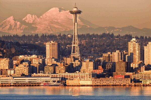 Seattle Mayor Launches Initiatives for Student Health and Safety on First Day of School