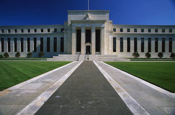 Federal Government’s Interest Costs Reach Record Levels in 2024