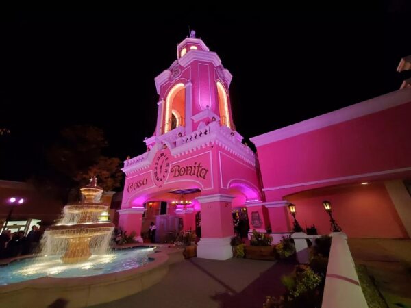Brooke Shields Criticizes Casa Bonita Management Over Treatment of Performers